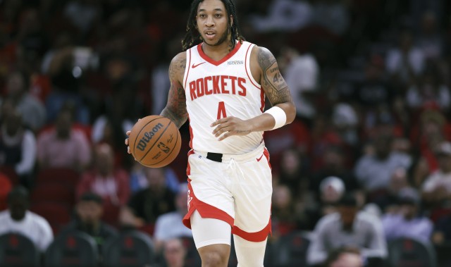 NBA直播-空位得投进！KD吸引包夹其他人开卷答题 雨姐成为第五张牌新答案